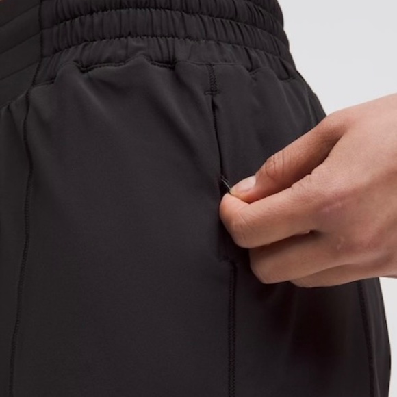 LULULEMON Hotty Hot Shorts 4in Lined in Size 8Tall - Picture 7 of 8